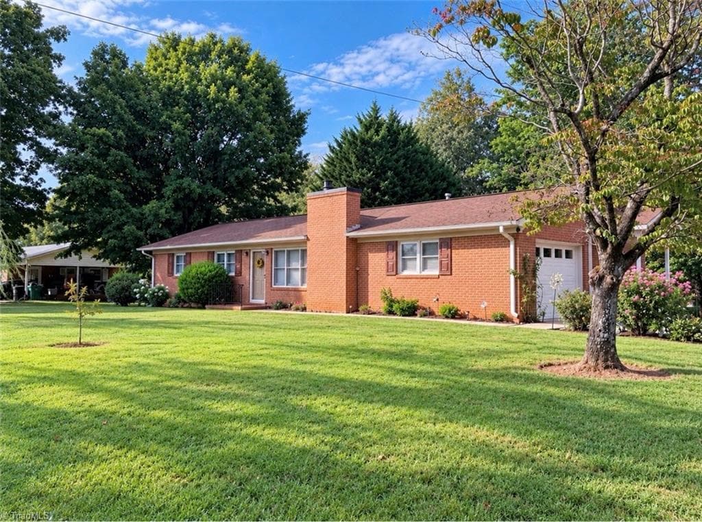 776 Country Club Drive, State Road NC 28676