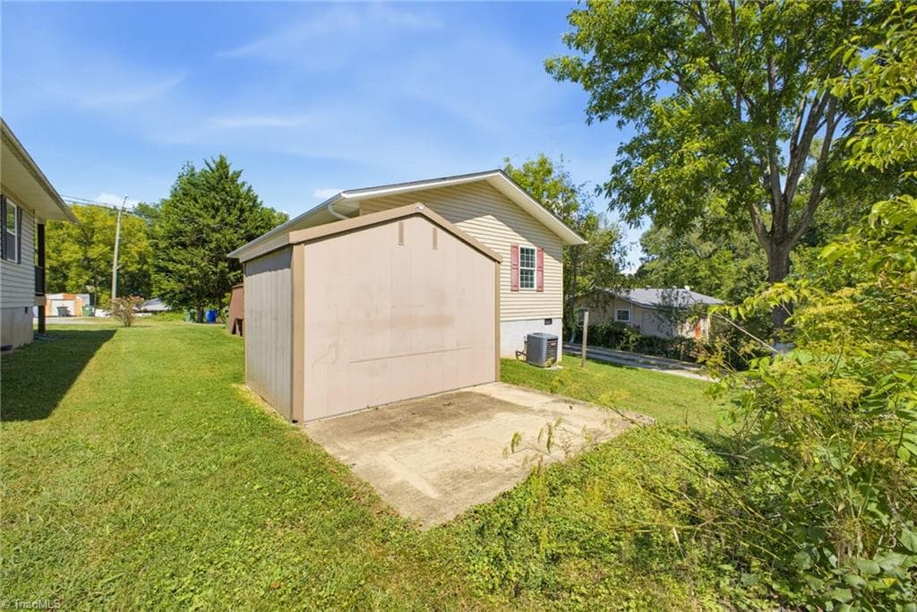 Stick/Site Built at 219 E Oakview Road, Asheville NC 28806, Asheville, photo 28 of 30