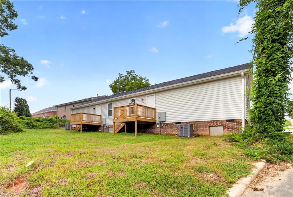 Duplex at 1135A&B, 1141A&B, 1147A&B S Cox Street, Asheboro NC 27203, Asheboro, photo 45 of 96