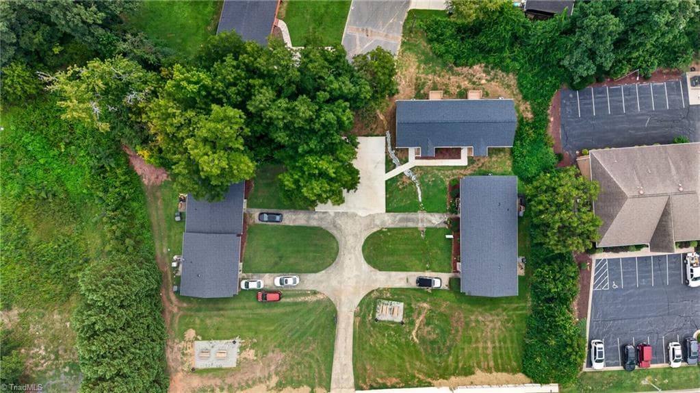 1135A&B, 1141A&B, 1147A&B S Cox Street, Asheboro NC 27203