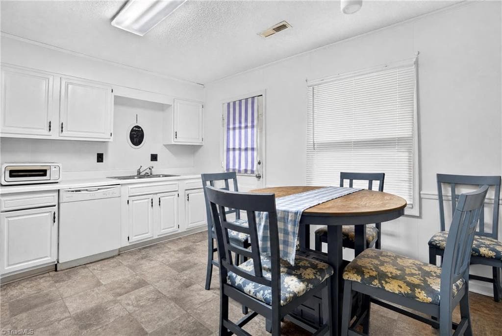 Duplex at 1135A&B, 1141A&B, 1147A&B S Cox Street, Asheboro NC 27203, Asheboro, photo 59 of 96