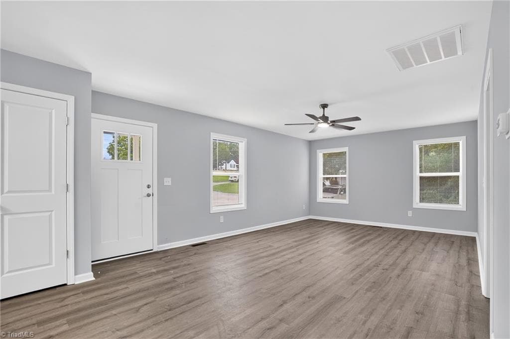 Duplex at 1135A&B, 1141A&B, 1147A&B S Cox Street, Asheboro NC 27203, Asheboro, photo 19 of 96