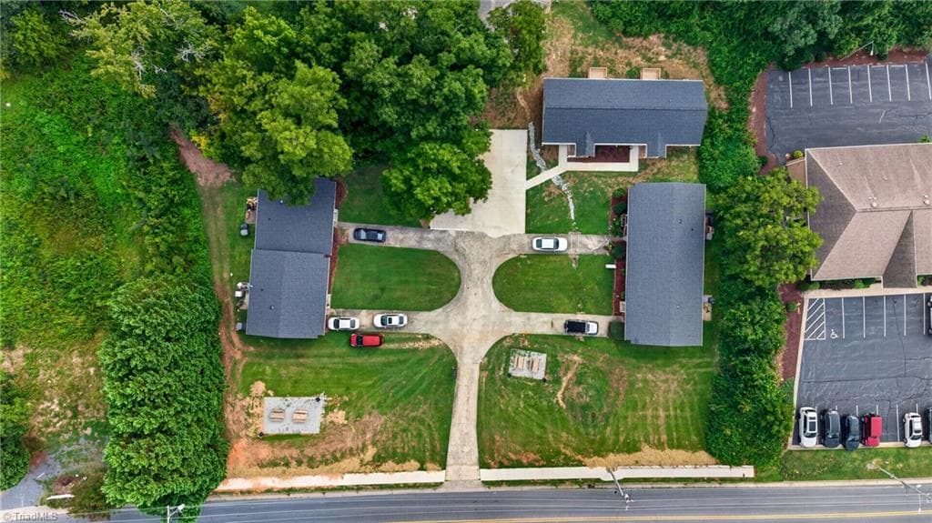 Duplex at 1135A&B, 1141A&B, 1147A&B S Cox Street, Asheboro NC 27203, Asheboro, photo 73 of 96