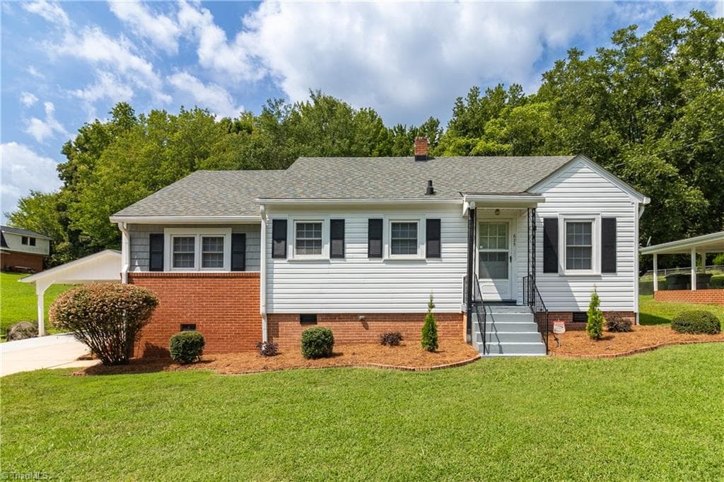 625 N Elm Street, Asheboro NC 27203