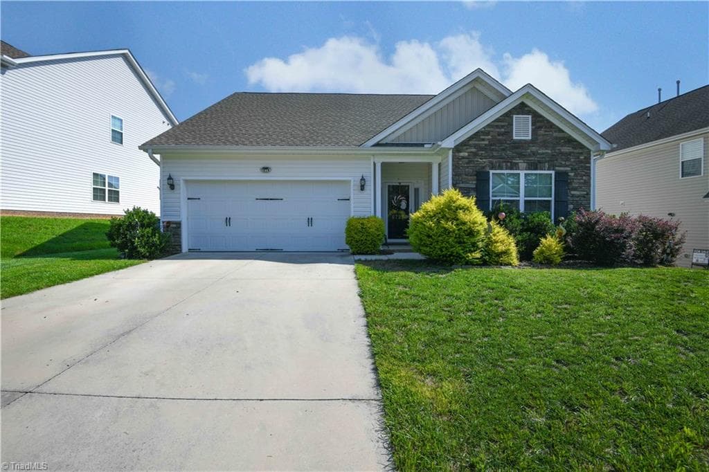 6725 Barton Creek Drive, Whitsett NC 27377