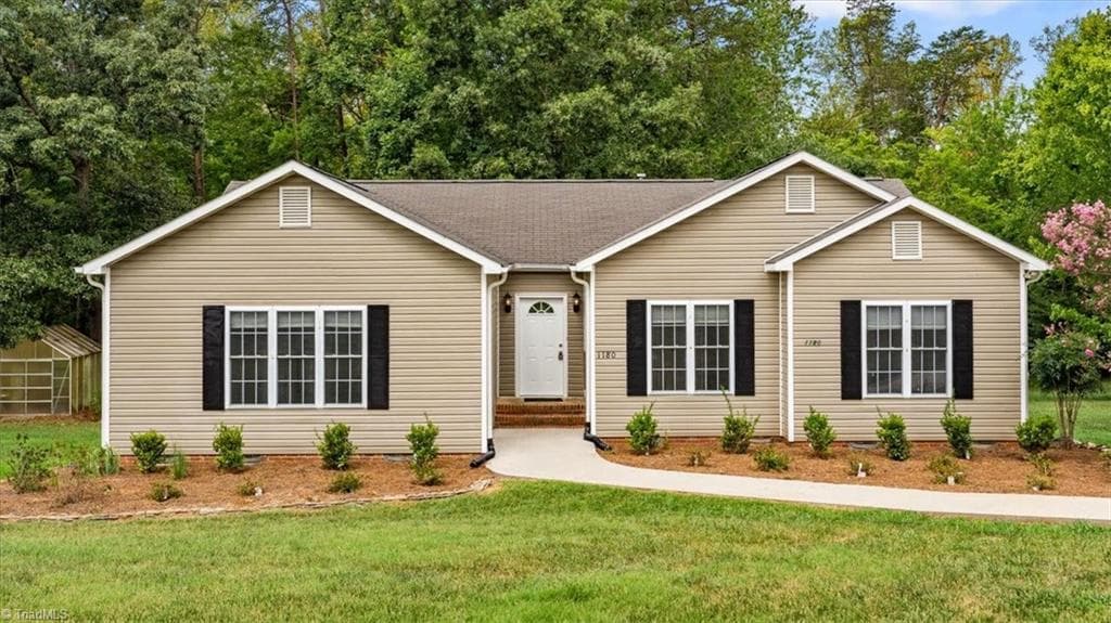 1180 Oak Level Church Road, Stokesdale NC 27357