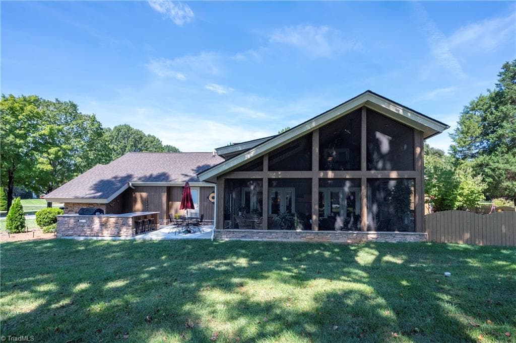 Stick/Site Built at 109 Holly Circle, Bermuda Run NC 27006, Bermuda Run, photo 6 of 47