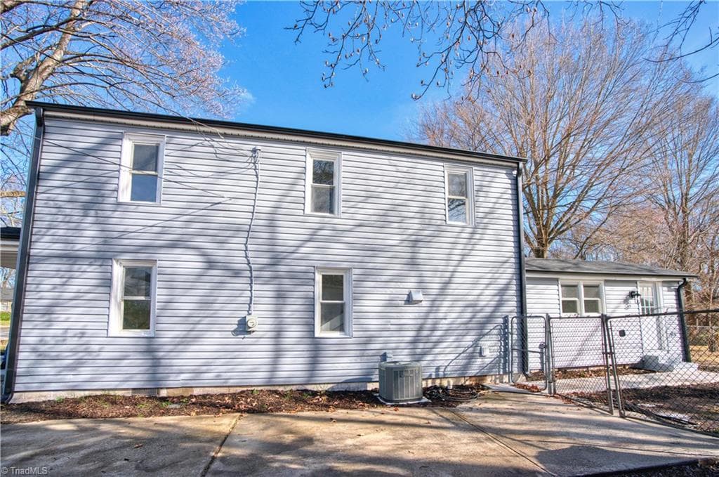 Stick/Site Built at 1013 Willow Road, Greensboro NC 27401, photo 24 of 24