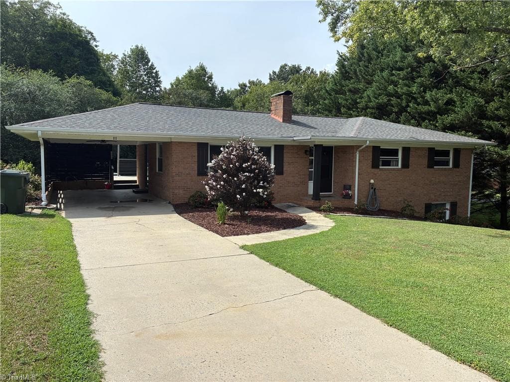 111 Bell Drive, Thomasville NC 27360