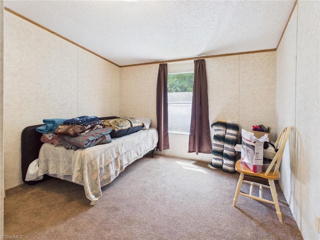 Manufactured Home at 51 Fred Jolly Lane, Taylorsville NC 28681, Taylorsville, photo 21 of 50