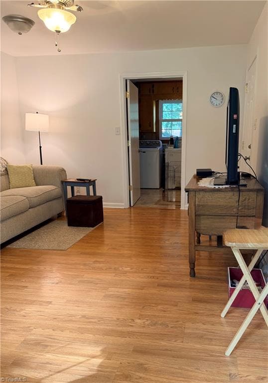 Den - 4608 High Point Road, Kernersville NC 27284, Kernersville