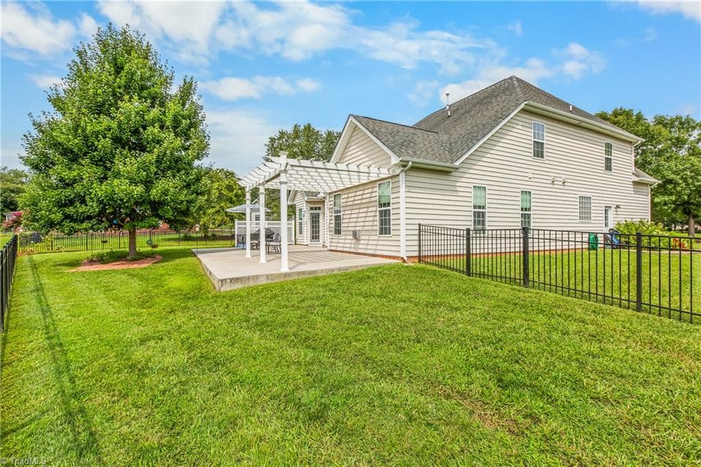 Stick/Site Built at 108 Lakepoint Drive, Bermuda Run NC 27006, Bermuda Run, photo 27 of 29