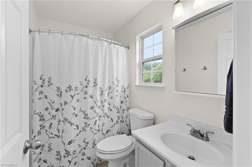 Stick/Site Built at 108 Lakepoint Drive, Bermuda Run NC 27006, Bermuda Run, photo 20 of 29