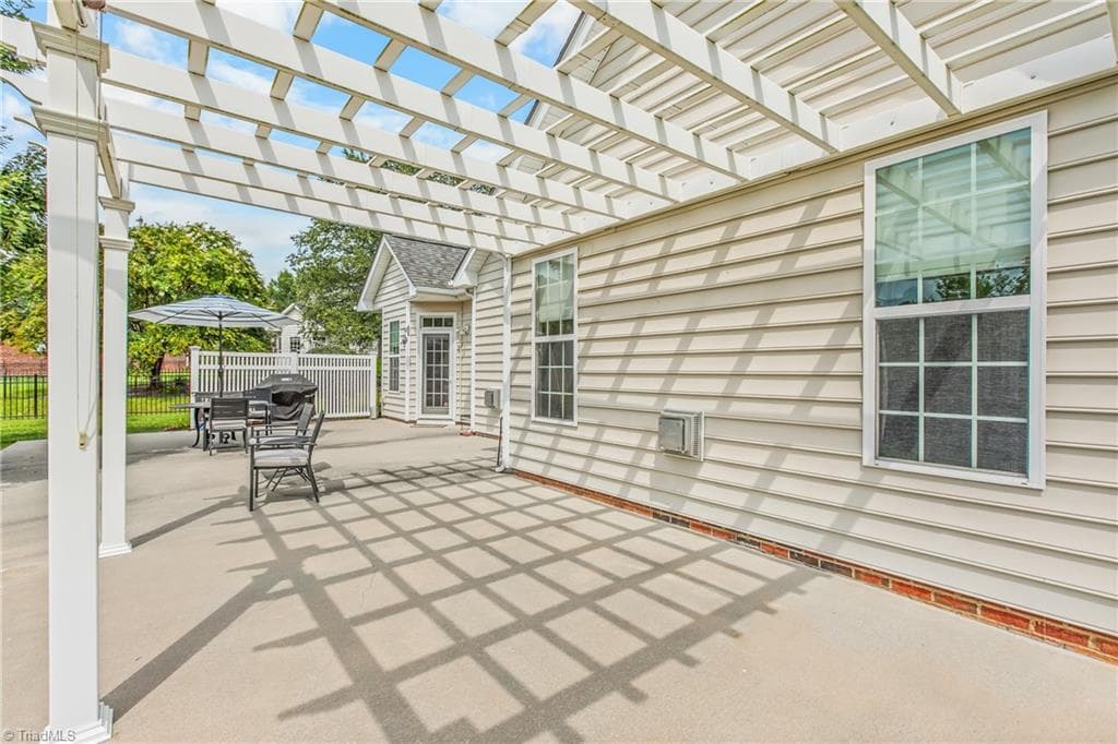 Stick/Site Built at 108 Lakepoint Drive, Bermuda Run NC 27006, Bermuda Run, photo 25 of 29