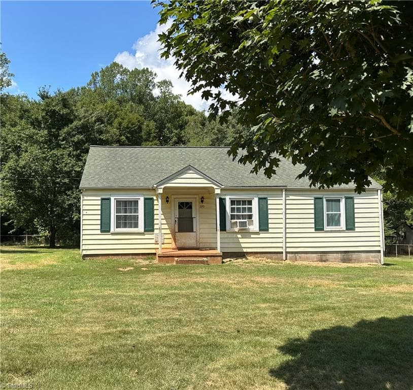 390 Ward Road, Eden NC 27288