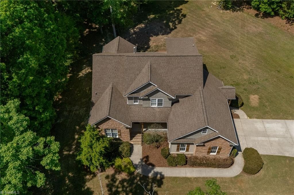 Stick/Site Built at 3321 Lower Lake Road, Thomasville NC 27360, photo 50 of 50