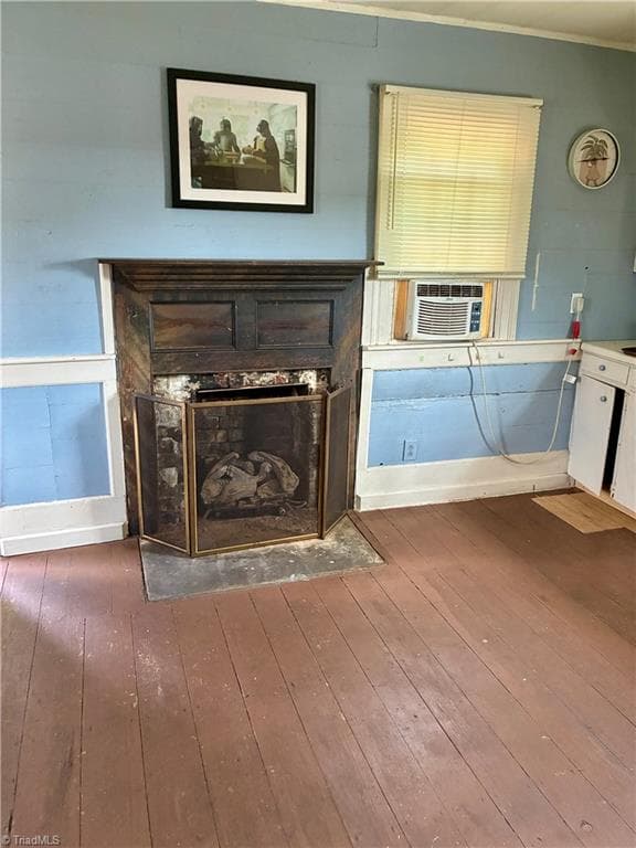Apartment at 1109 W Main Street, Yadkinville NC 27055, photo 4 of 12