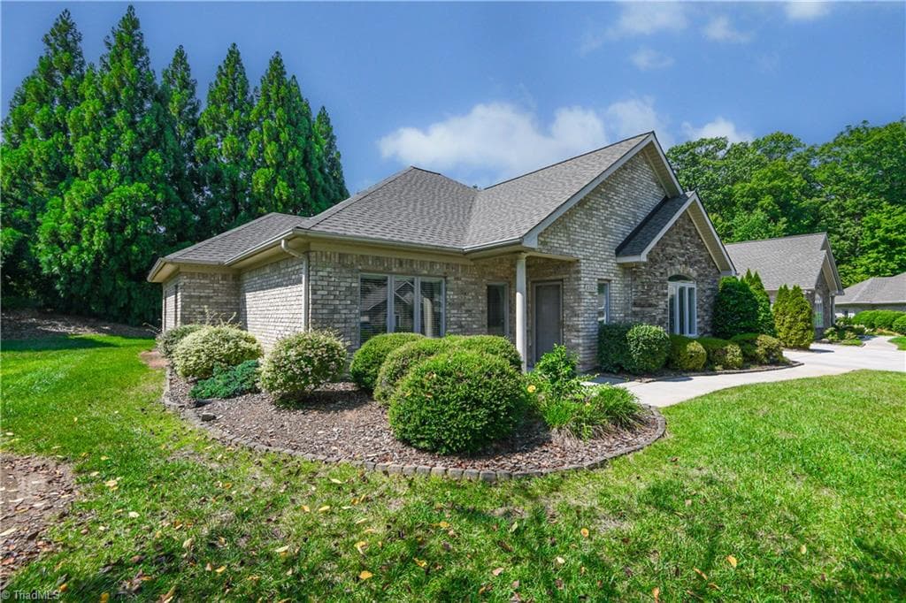 Stick/Site Built at 6309 Stone Gables Court, Jamestown NC 27282, Jamestown, photo 5 of 36
