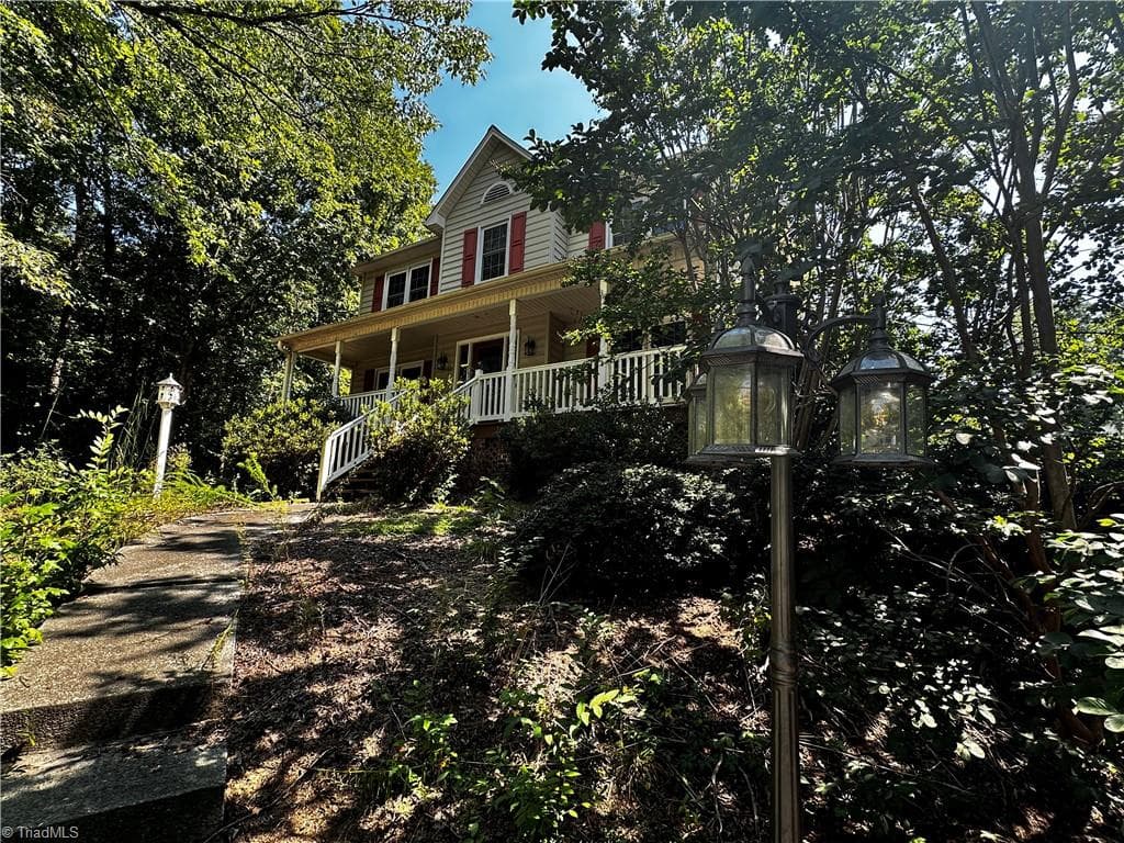 1720 Braemore Court, Kernersville NC 27284
