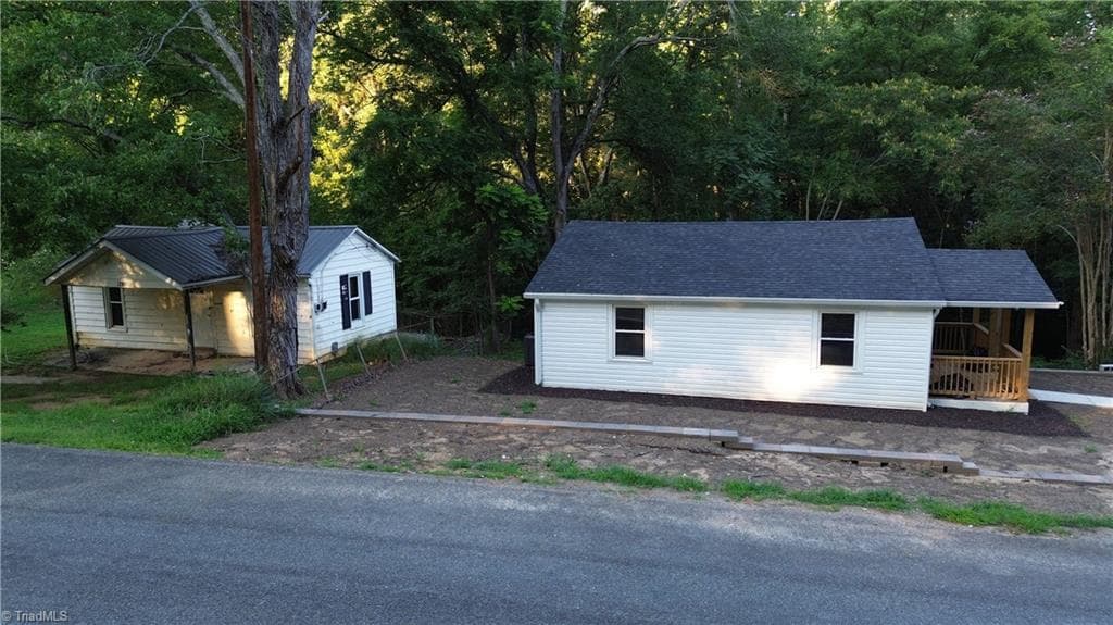 Stick/Site Built at 129 Old Linville Road, Kernersville NC 27284, Kernersville, photo 23 of 28