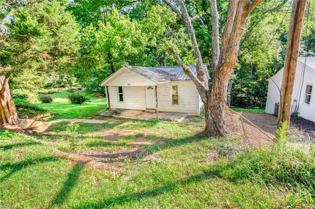 Stick/Site Built at 129 Old Linville Road, Kernersville NC 27284, Kernersville, photo 9 of 28