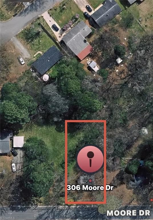 Stick/Site Built at 306 Moore Drive, Lexington NC 27292, Lexington, photo 2 of 7