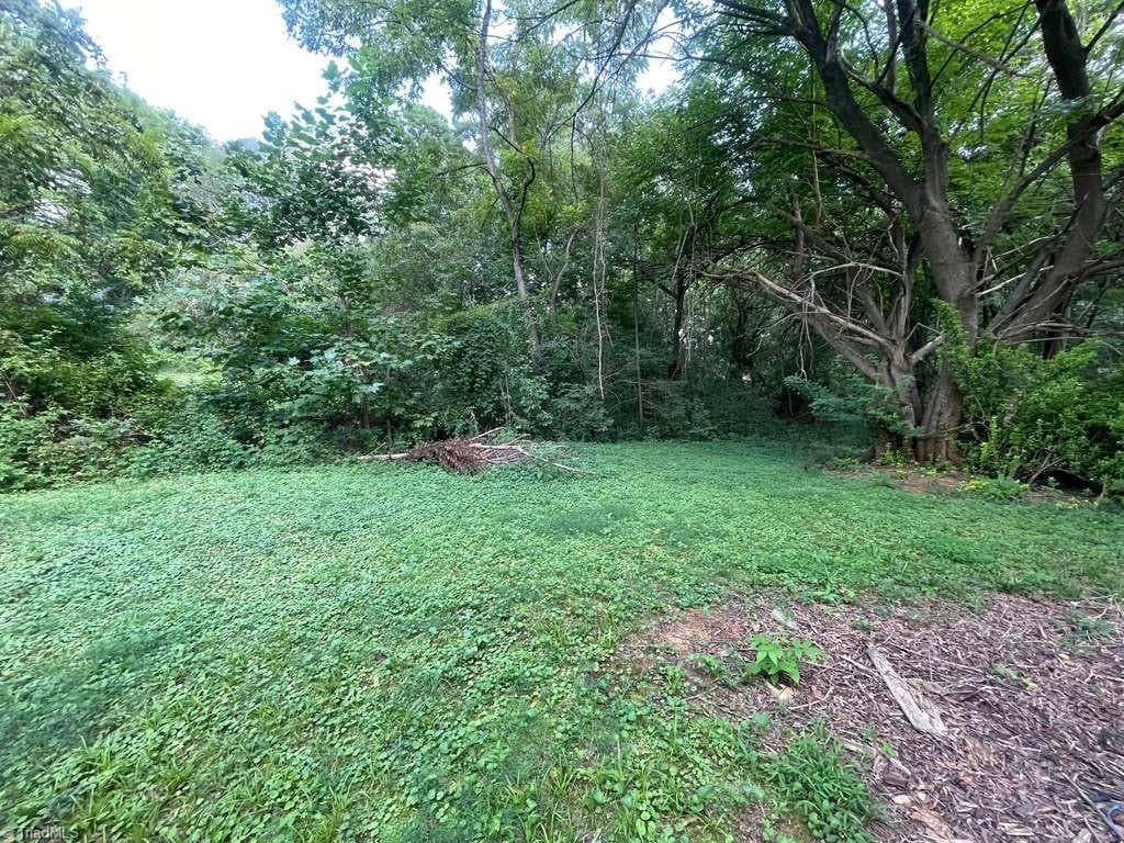 Stick/Site Built at 306 Moore Drive, Lexington NC 27292, Lexington, photo 6 of 7