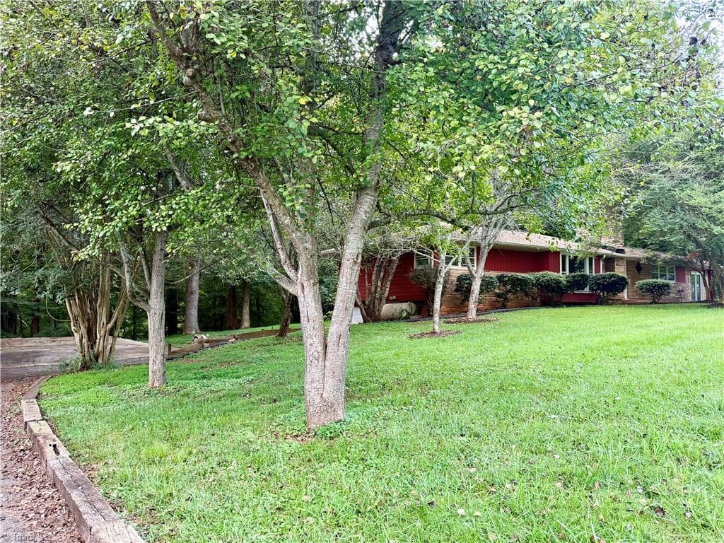 Stick/Site Built at 208 Harris Avenue, Elkin NC 28621, Elkin, photo 7 of 74