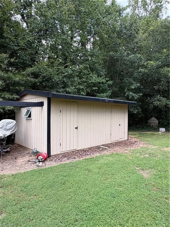Stick/Site Built at 226 Hill Drive, Lexington NC 27295, Lexington, photo 23 of 28