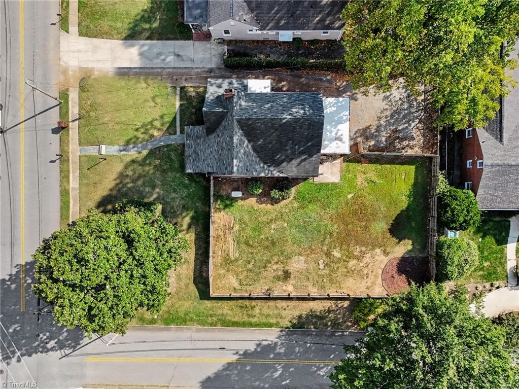 Stick/Site Built at 923 N Rotary Drive, High Point NC 27262, photo 20 of 25