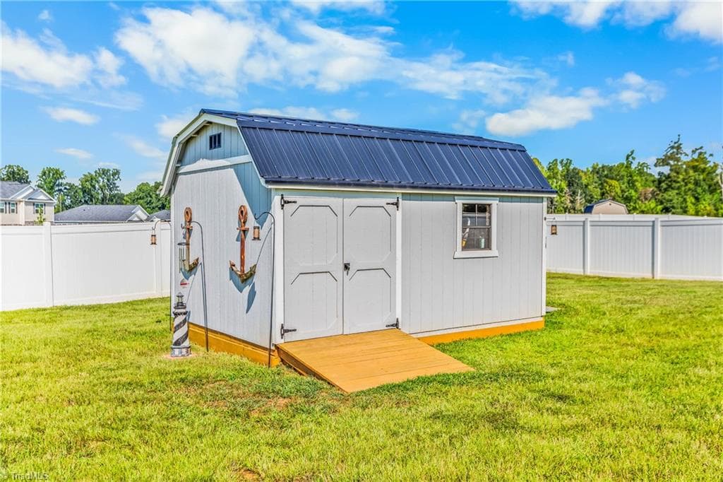 Stick/Site Built at 238 Jackson Way, Lexington NC 27292, photo 35 of 36