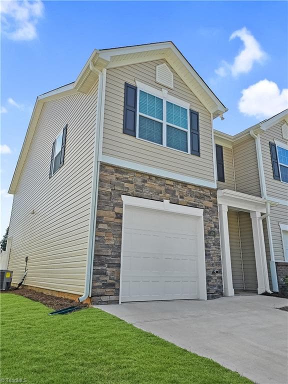 1108 Evelynnview Lane, Kernersville NC 27284