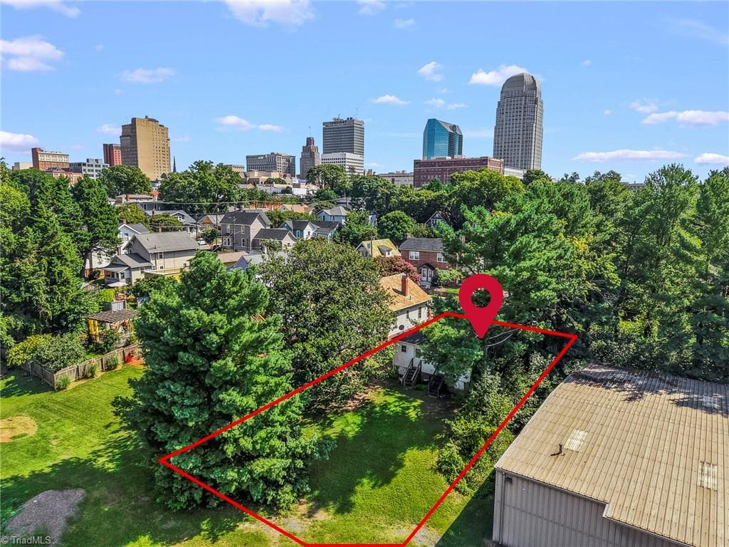 Duplex at 118 & 120 S Poplar Street, Winston-Salem NC 27101, Winston-Salem, photo 19 of 19