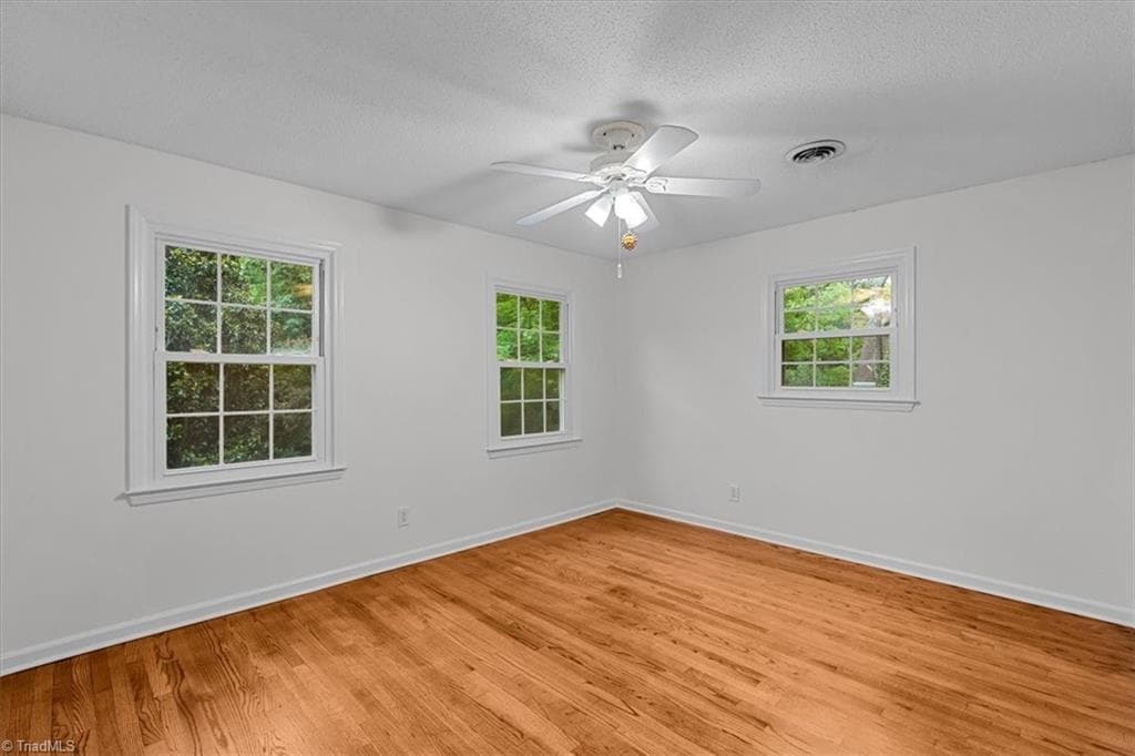 Stick/Site Built at 1017 Bridgewater Drive, Greensboro NC 27410, photo 27 of 49