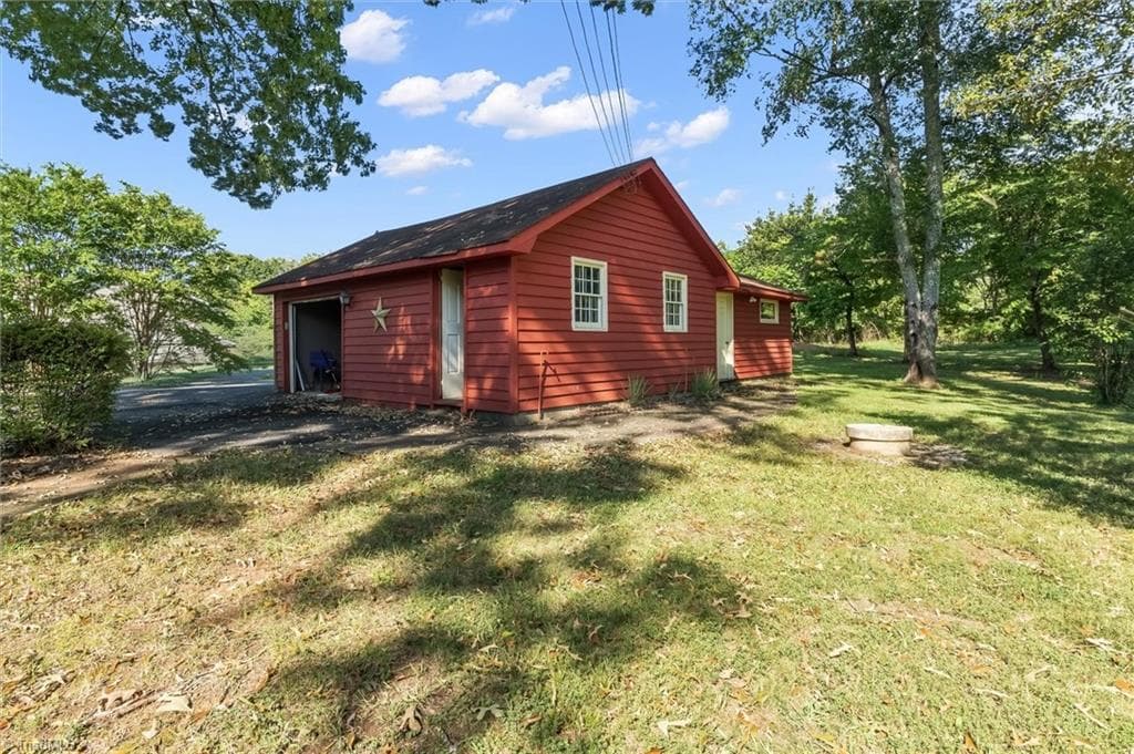 Stick/Site Built at 2206 Rural Hall-Germanton Road, Rural Hall NC 27045, Rural Hall, photo 34 of 37