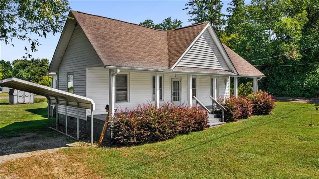 Stick/Site Built at 130 Loop Street, Mocksville NC 27028, Mocksville, photo 13 of 96