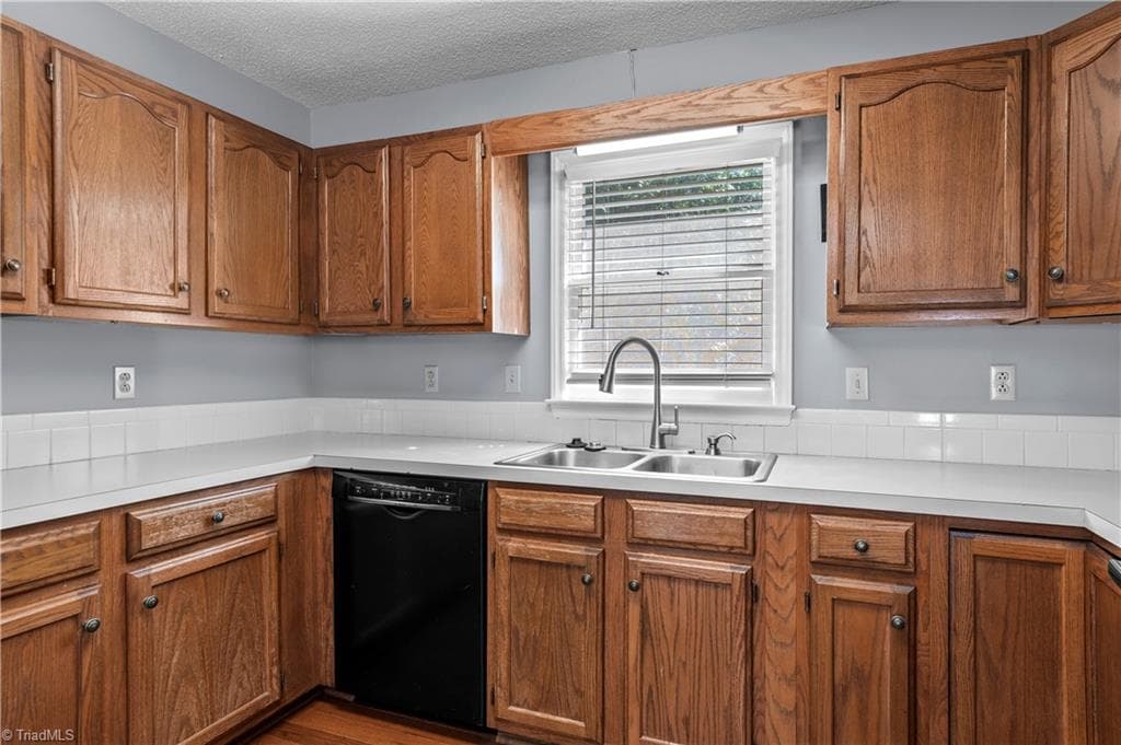Stick/Site Built at 2513 Newington Court, Clemmons NC 27012, Clemmons, photo 15 of 50