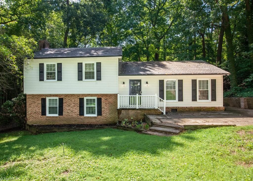 5809 Carriage Lane, Greensboro NC 27410