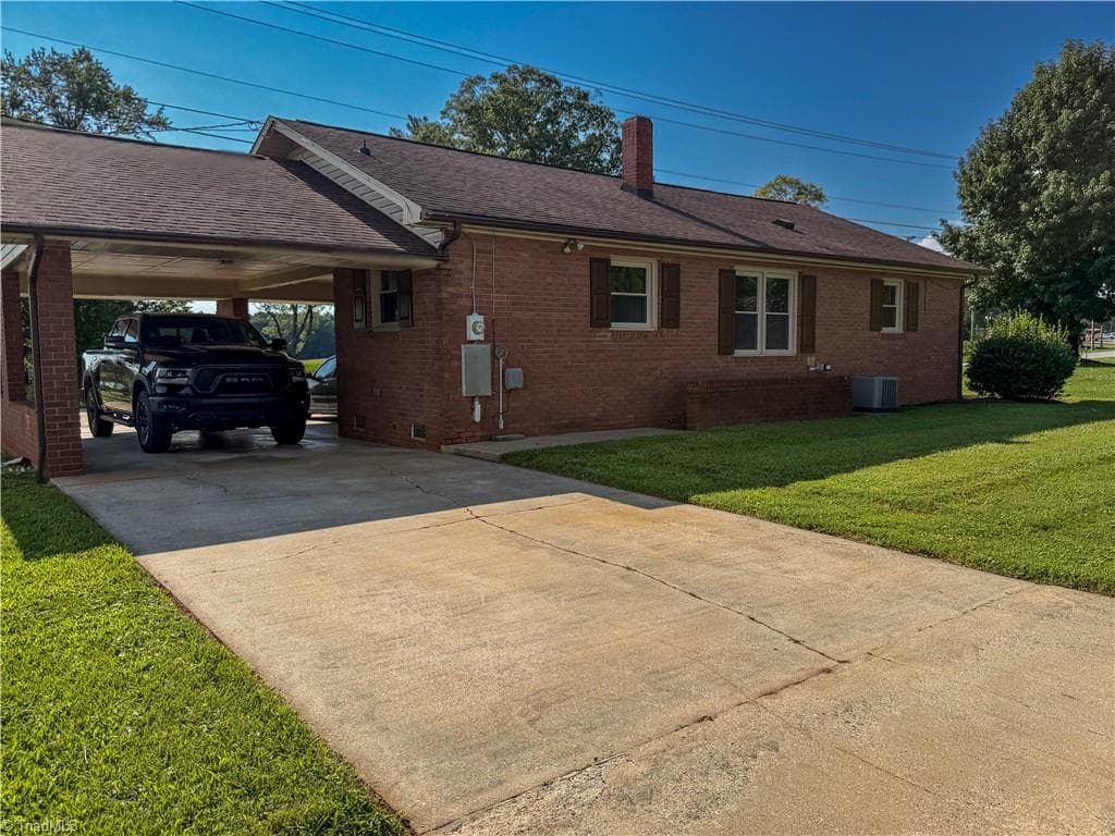 Stick/Site Built at 3028 Sparta Road, North Wilkesboro NC 28659, North Wilkesboro, photo 28 of 41