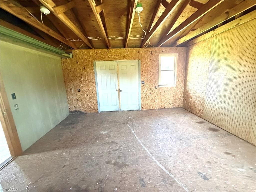 Stick/Site Built at 3028 Sparta Road, North Wilkesboro NC 28659, North Wilkesboro, photo 35 of 41
