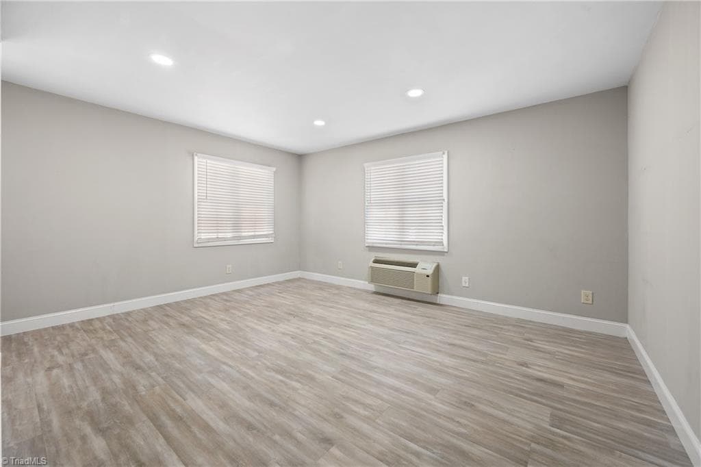 Stick/Site Built at 205 Southside Square, Greensboro NC 27406, photo 36 of 41