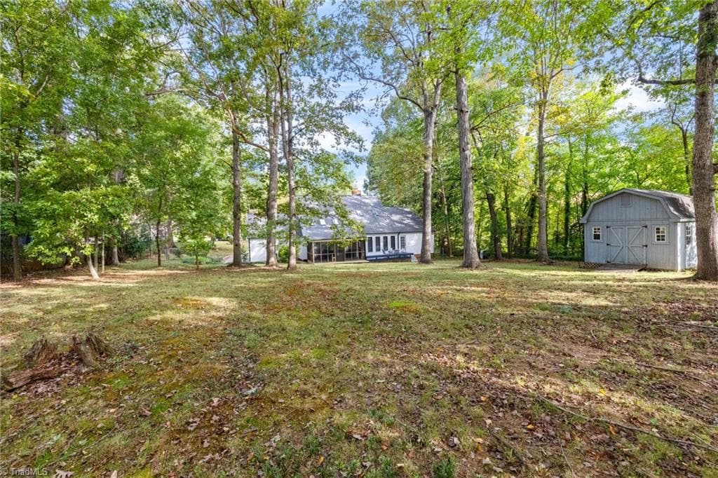 Stick/Site Built at 5928 Woodfield Drive, Kernersville NC 27284, photo 8 of 31