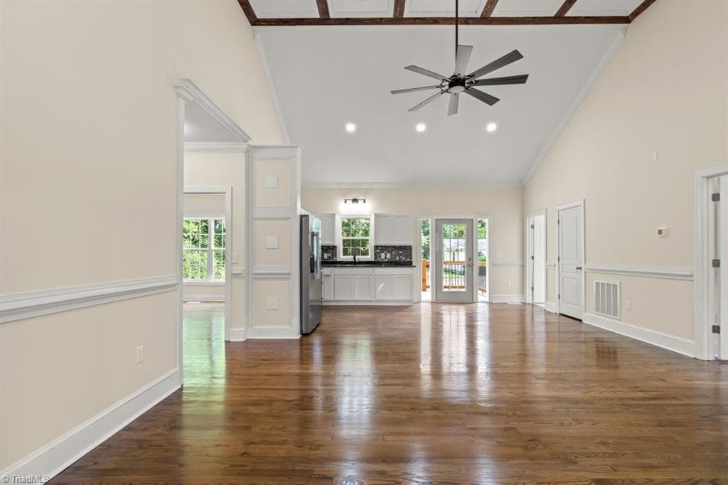 Stick/Site Built at 920 Fairway Avenue, Thomasville NC 27360, photo 6 of 32