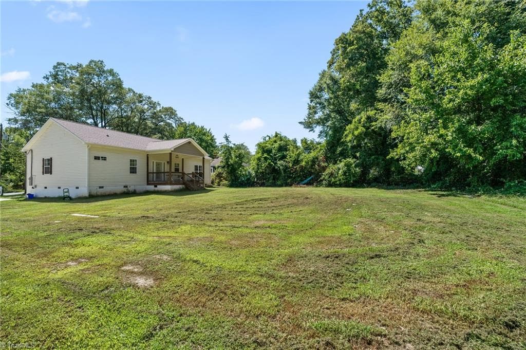 Stick/Site Built at 920 Fairway Avenue, Thomasville NC 27360, photo 32 of 32