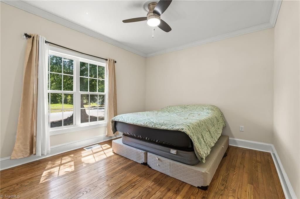 Stick/Site Built at 920 Fairway Avenue, Thomasville NC 27360, photo 19 of 32