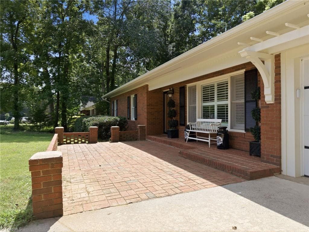 Stick/Site Built at 305 Heritage Circle, Statesville NC 28625, Statesville, photo 3 of 33