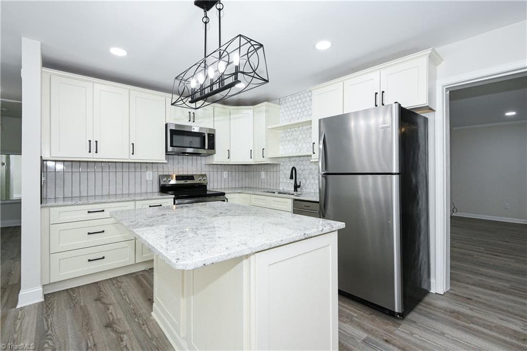 Stick/Site Built at 1133 Pennywood Drive, High Point NC 27265, photo 10 of 42