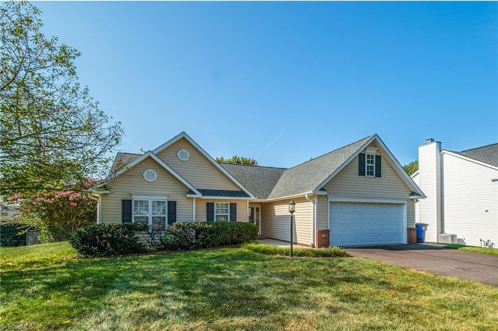 5550 Woodspring Drive, Winston-Salem NC 27106