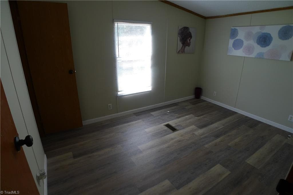 Manufactured Home at 2005 Monico Lane, Yadkinville NC 27055, Yadkinville, photo 51 of 64