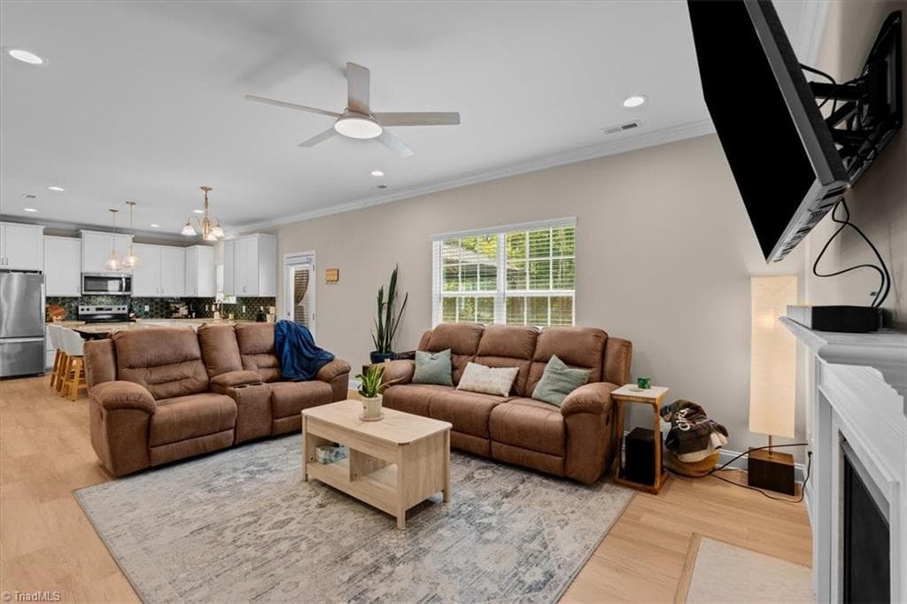 Stick/Site Built at 1637 Appaloosa Place, High Point NC 27262, photo 10 of 40